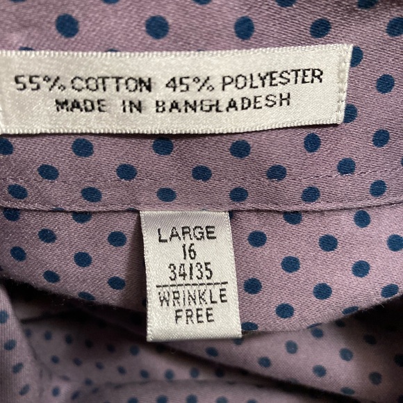 Large button down top - Picture 11 of 12